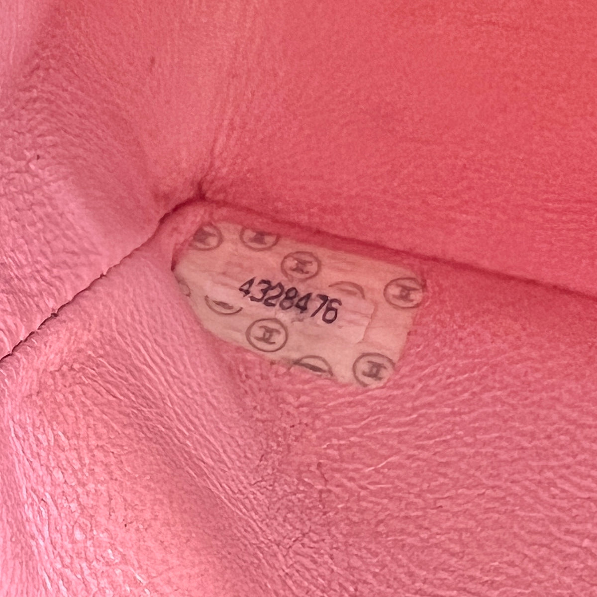 Chanel Pink Shoulder Bags A-16971