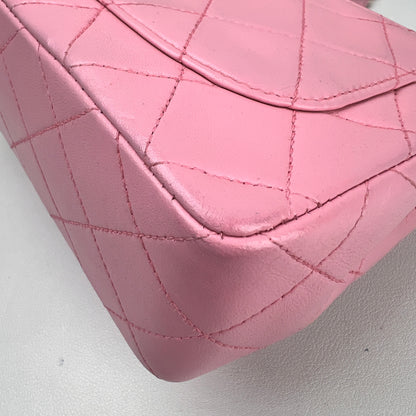 Chanel Pink Shoulder Bags A-16971