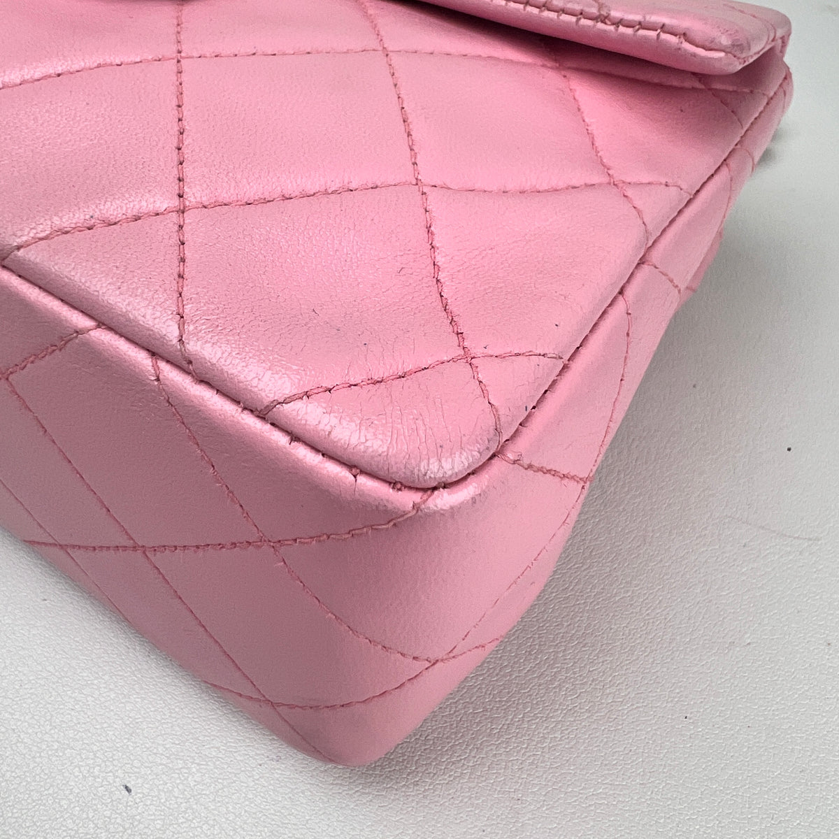 Chanel Pink Shoulder Bags A-16971