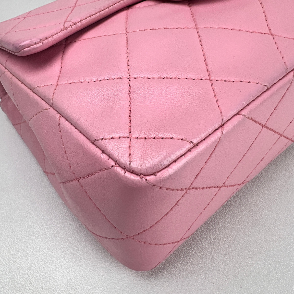 Chanel Pink Shoulder Bags A-16971