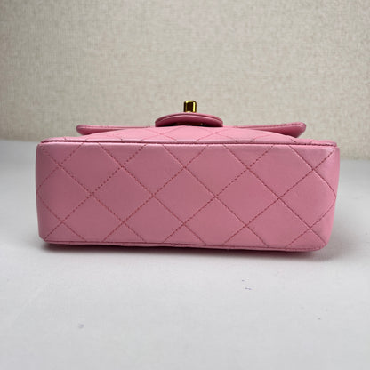Chanel Pink Shoulder Bags A-16971