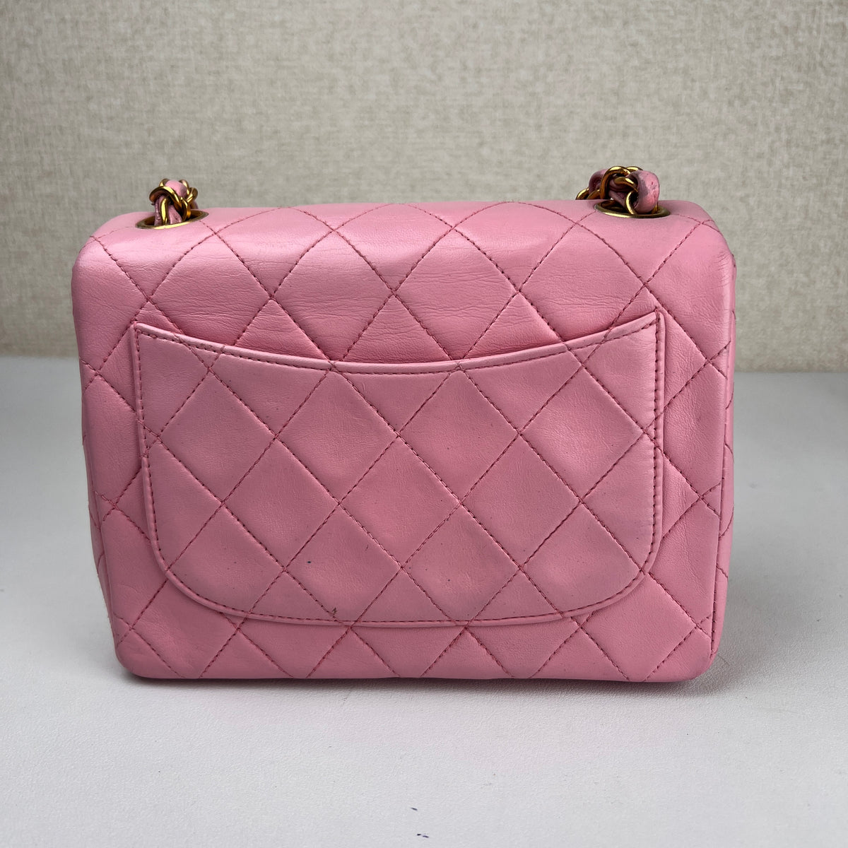 Chanel Pink Shoulder Bags A-16971