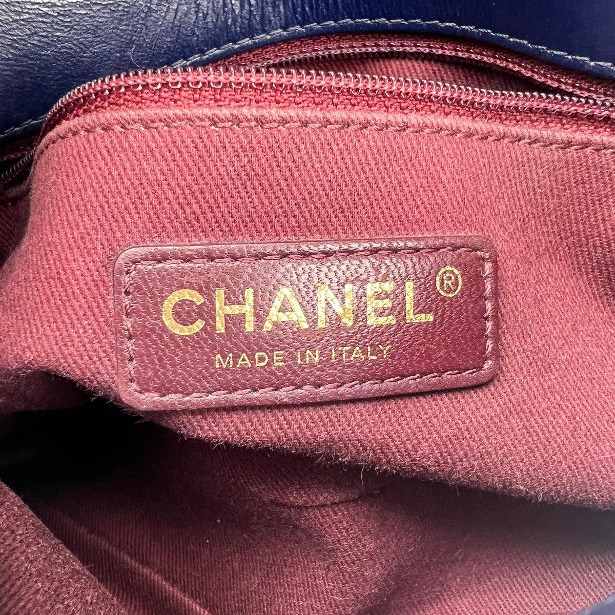Chanel Navy Shoulder Bags A-16975