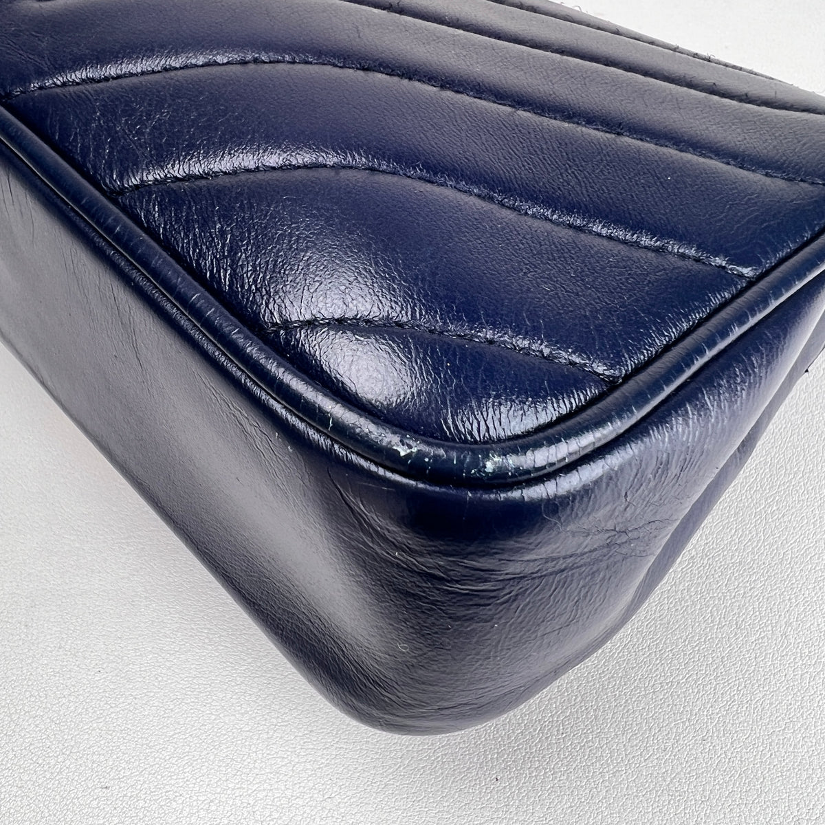 Chanel Navy Shoulder Bags A-16975