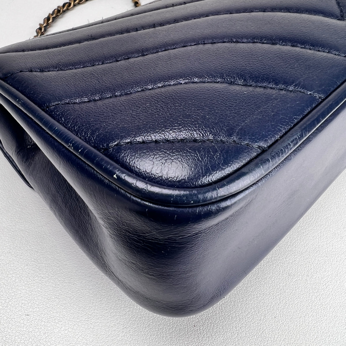 Chanel Navy Shoulder Bags A-16975