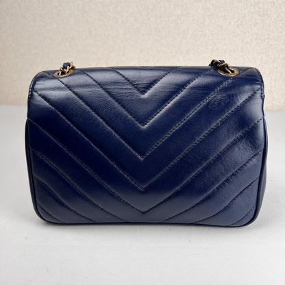Chanel Navy Shoulder Bags A-16975