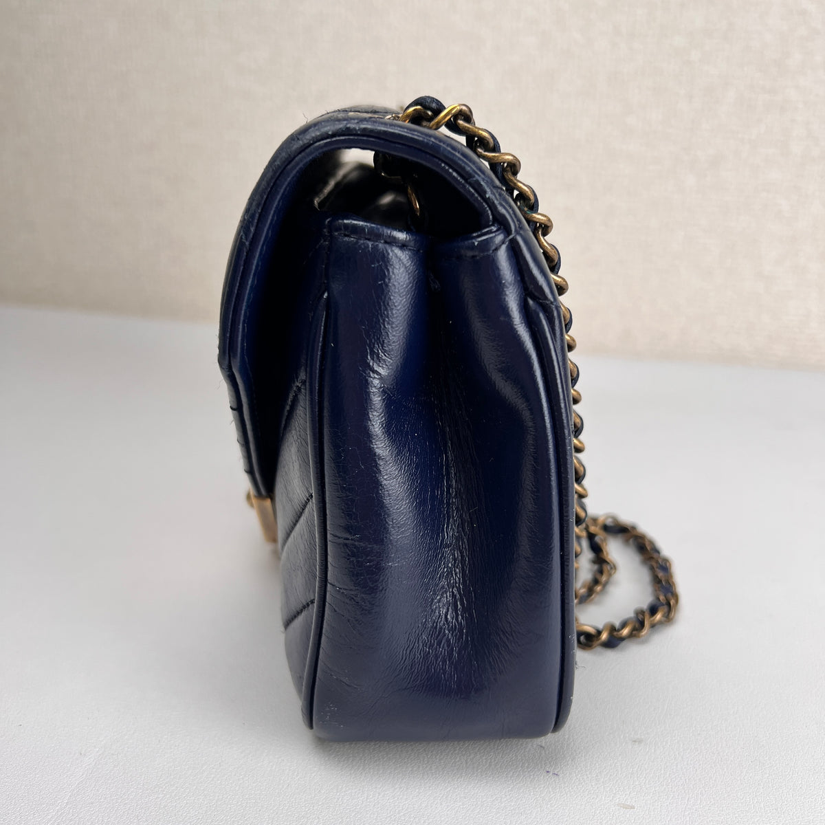 Chanel Navy Shoulder Bags A-16975