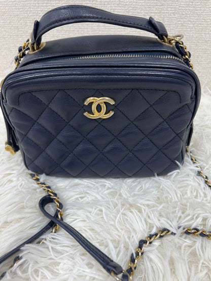Chanel Navy Shoulder Bags A-16976