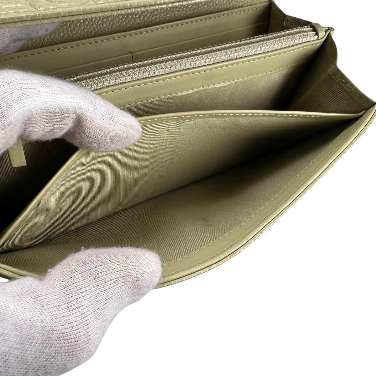 Chanel Green Wallets A-16990