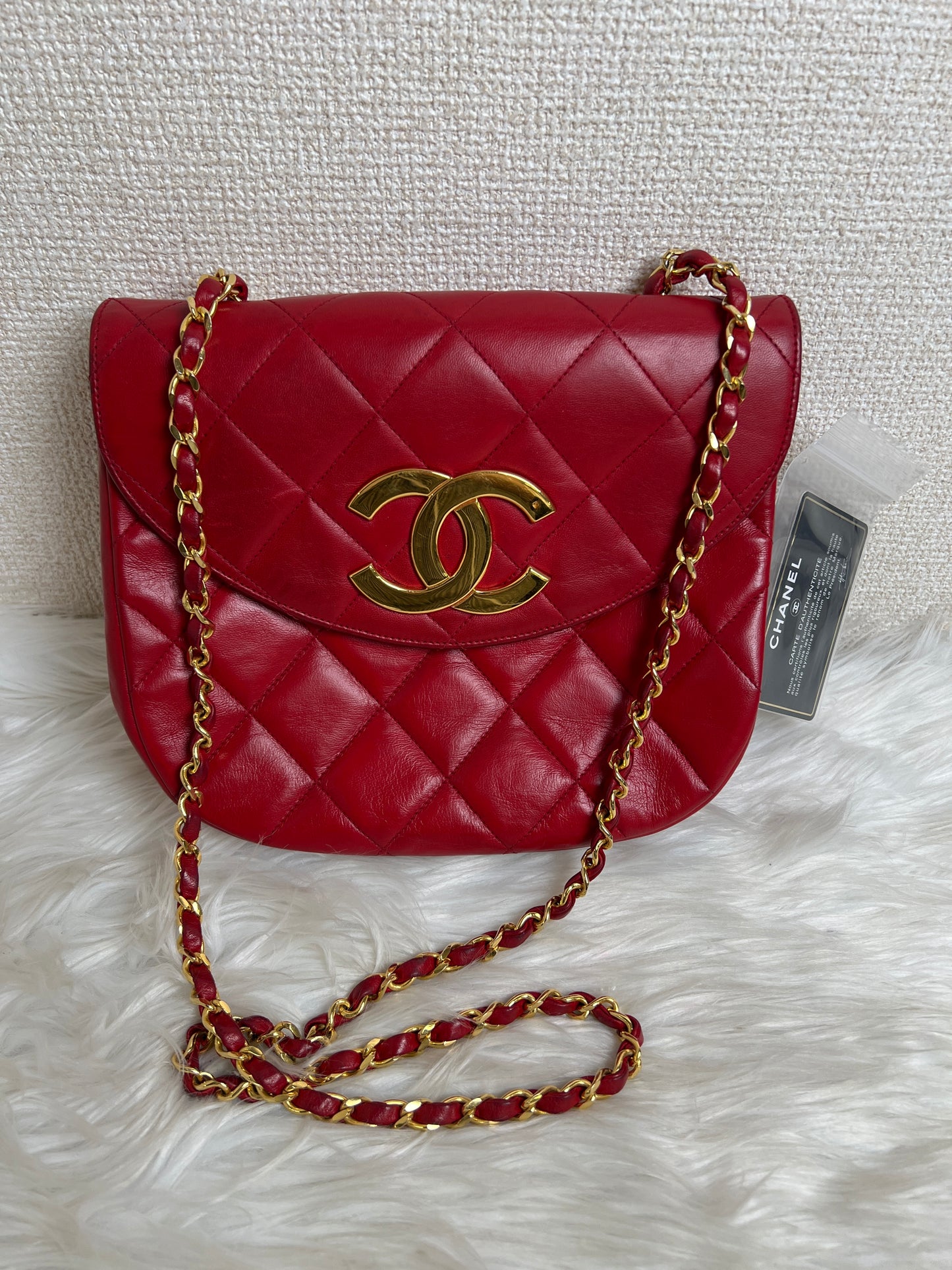 Chanel Red Shoulder Bags A-16991