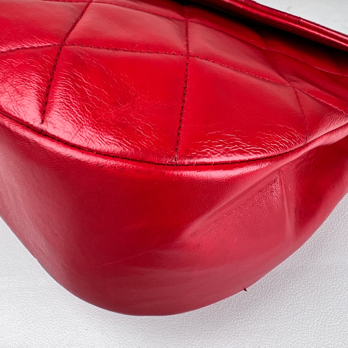 Chanel Red Shoulder Bags A-16991