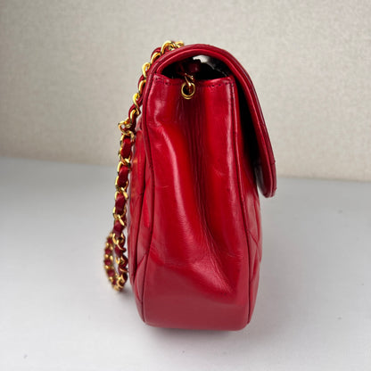 Chanel Red Shoulder Bags A-16991