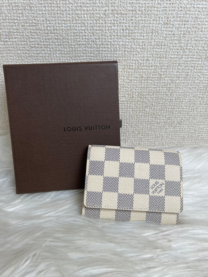Louis Vuitton White Small goods A-16995