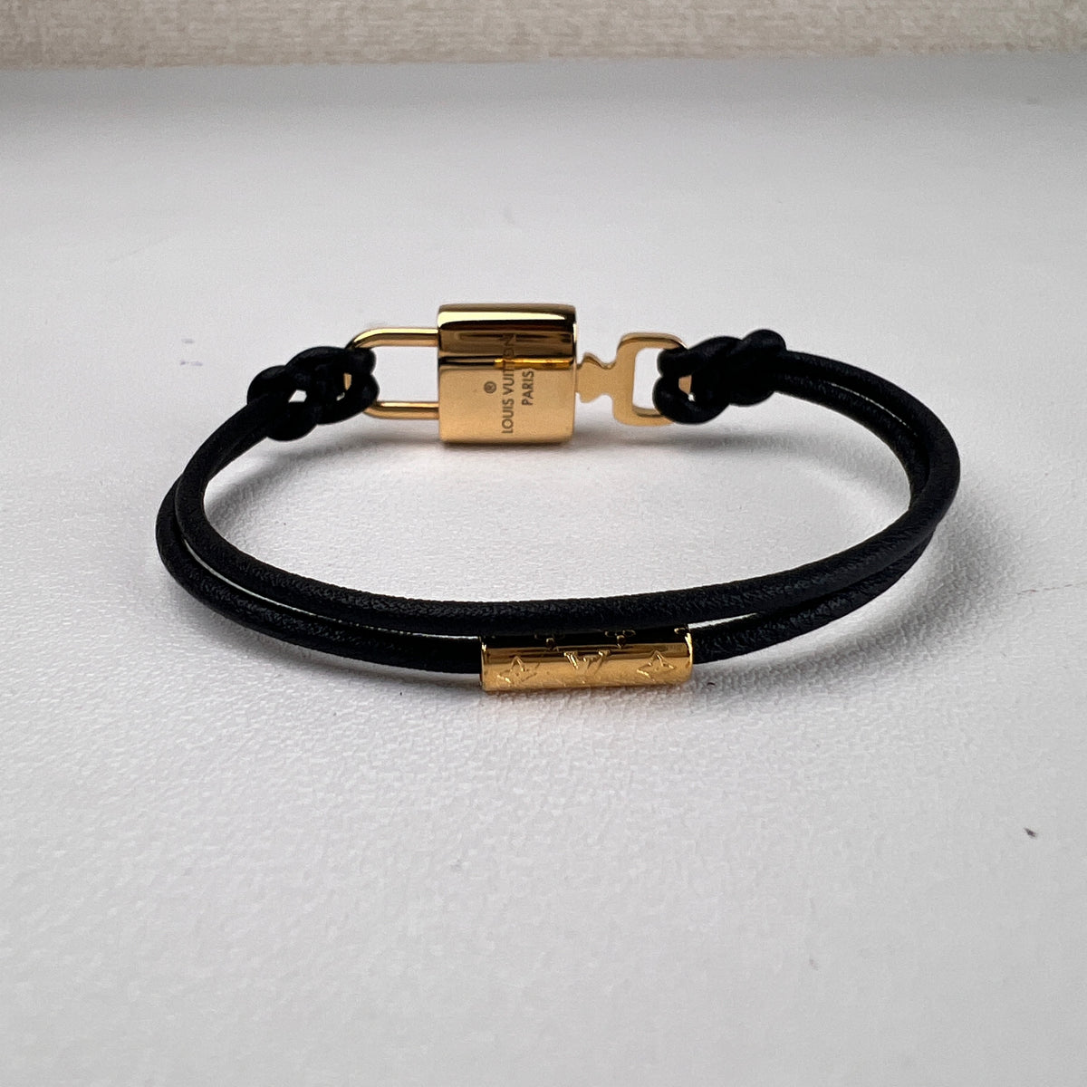 Louis Vuitton Black Small goods A-17005