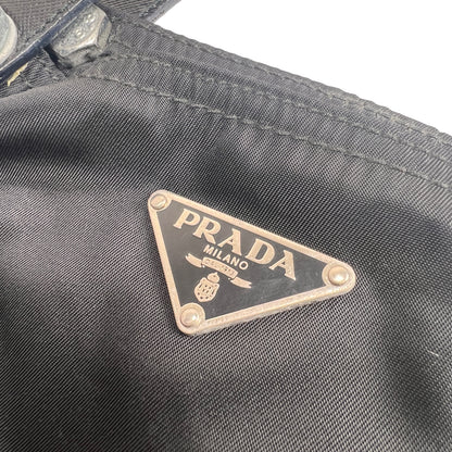 Prada Black Tote Bags A-17009