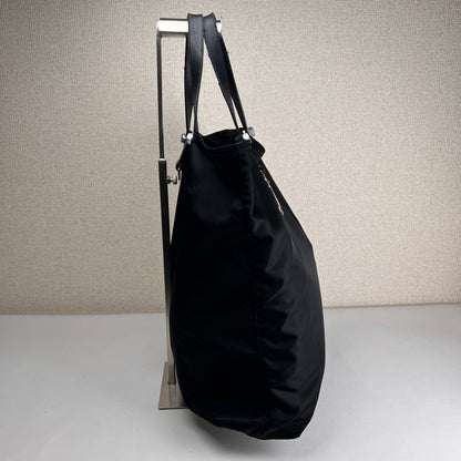 Prada Black Tote Bags A-17009