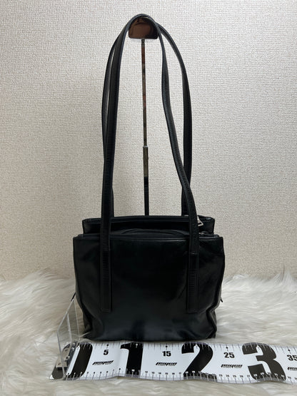 Prada Black Tote Bags A-17020