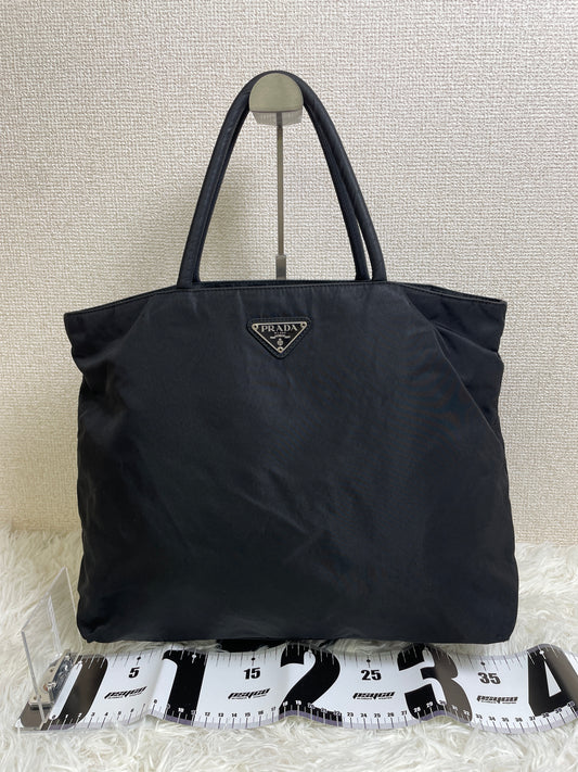 Prada Black Handle Bags A-17021