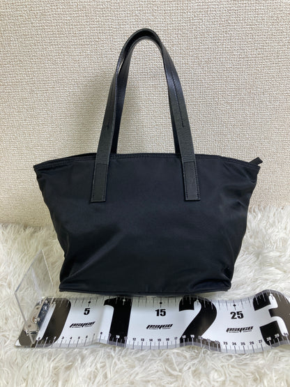 Prada Black Handle Bags A-17029