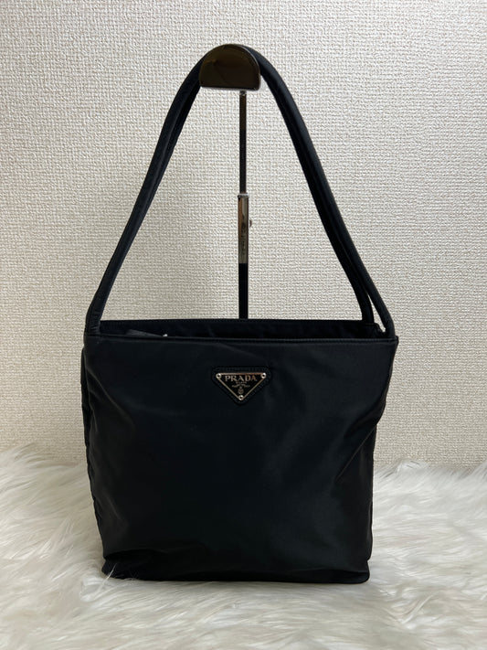 Prada Black Tote Bags A-17032