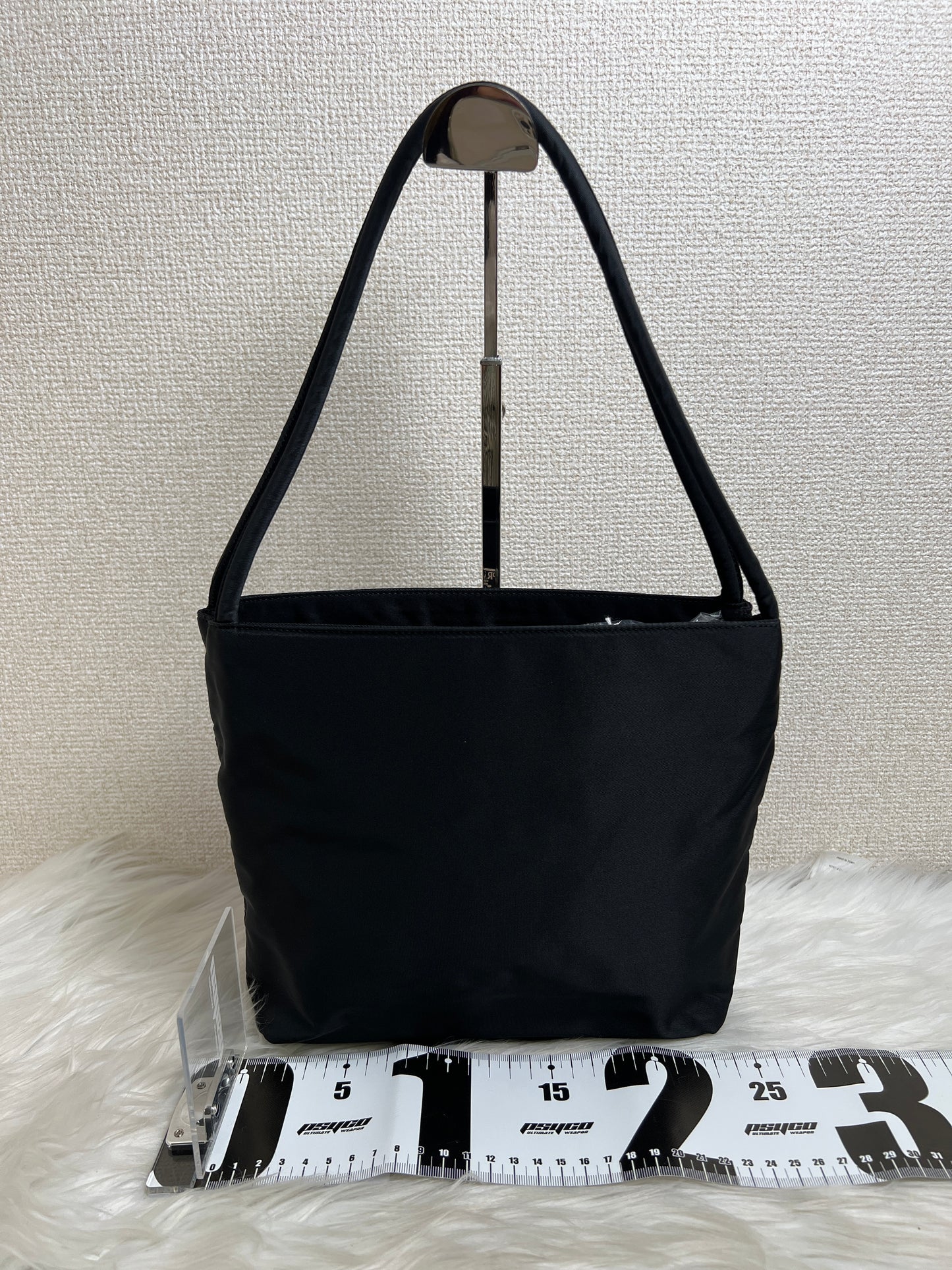 Prada Black Tote Bags A-17032