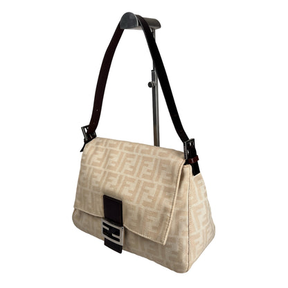 Fendi Beige Shoulder Bags A-17044