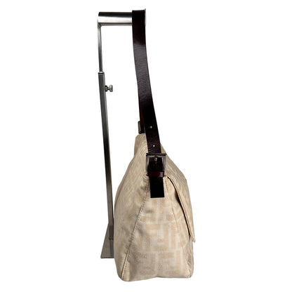 Fendi Beige Shoulder Bags A-17044