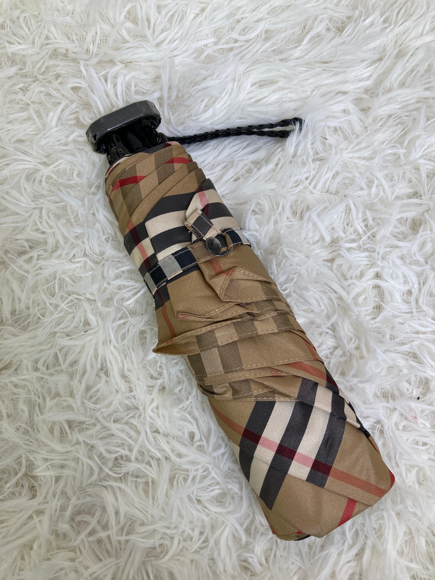 Burberry Beige A-17082
