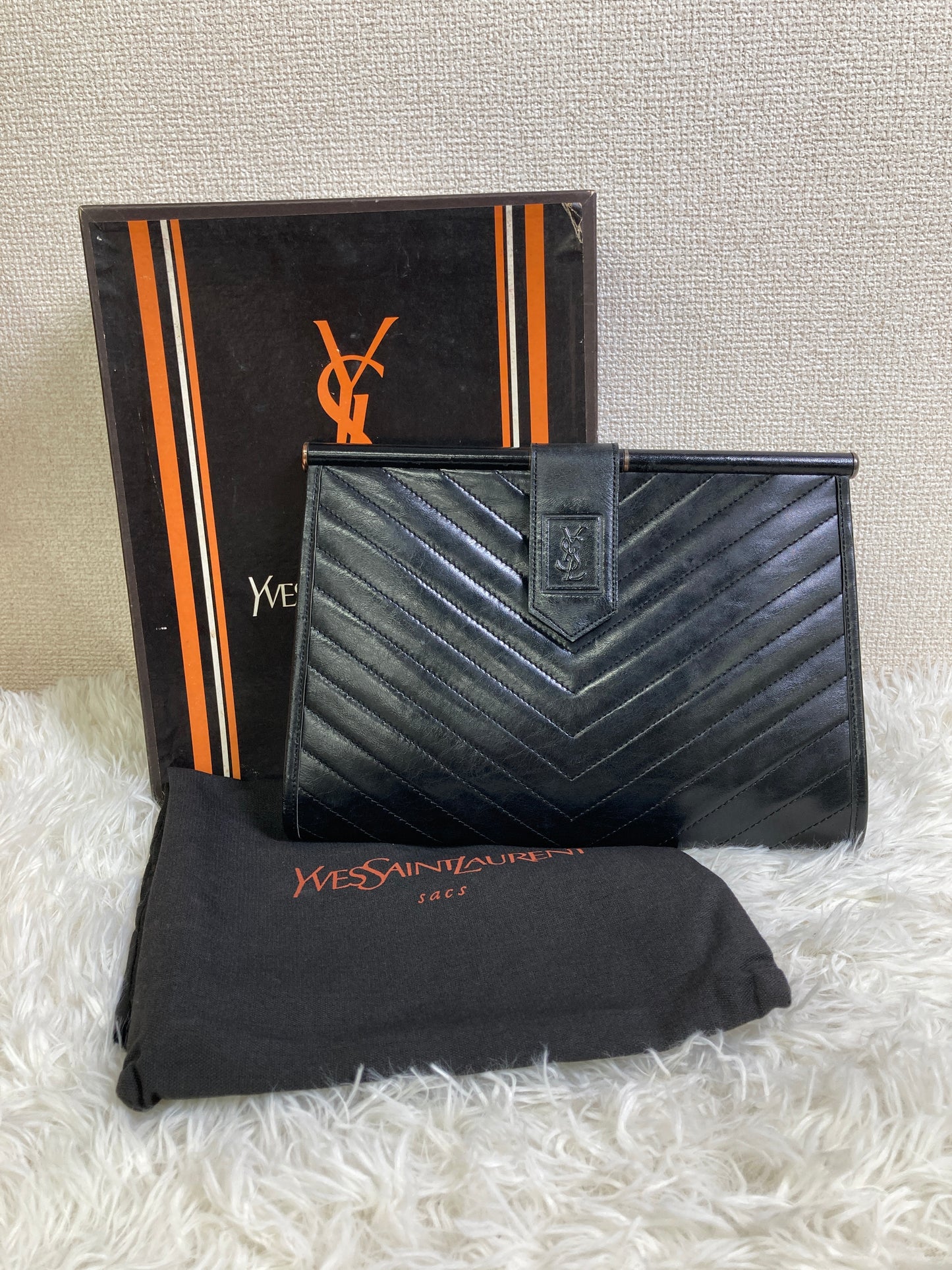 Saint Laurent Black A-17126