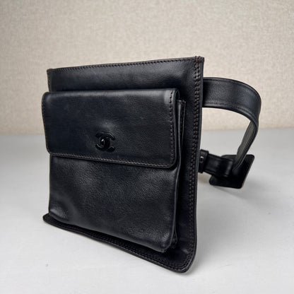Chanel Black Shoulder Bags A-17154