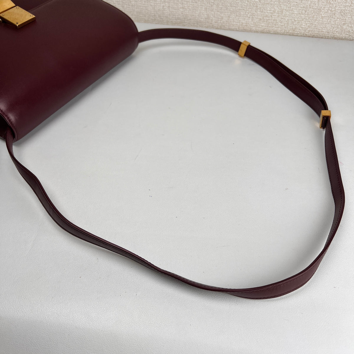 Celine Bordeaux Shoulder Bags A-17160
