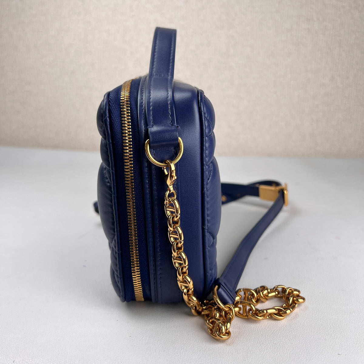 Dior Blue Shoulder Bags A-17165