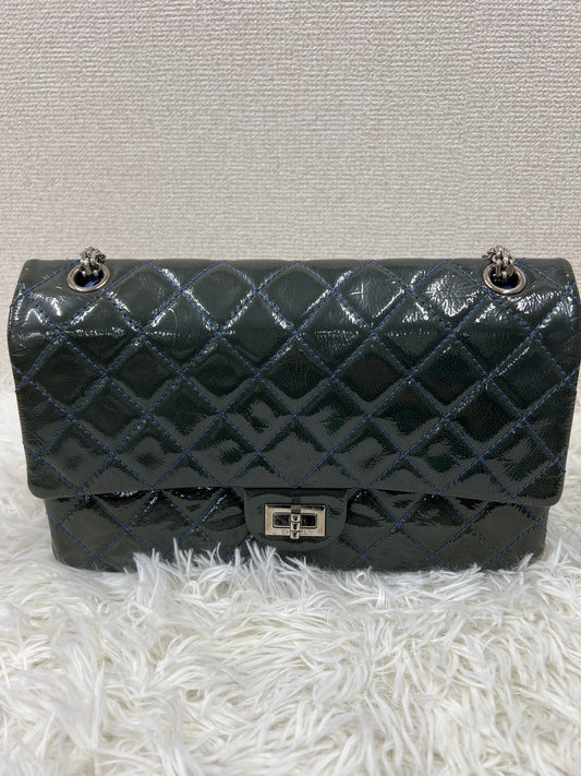 Chanel Green Shoulder Bags A-17166