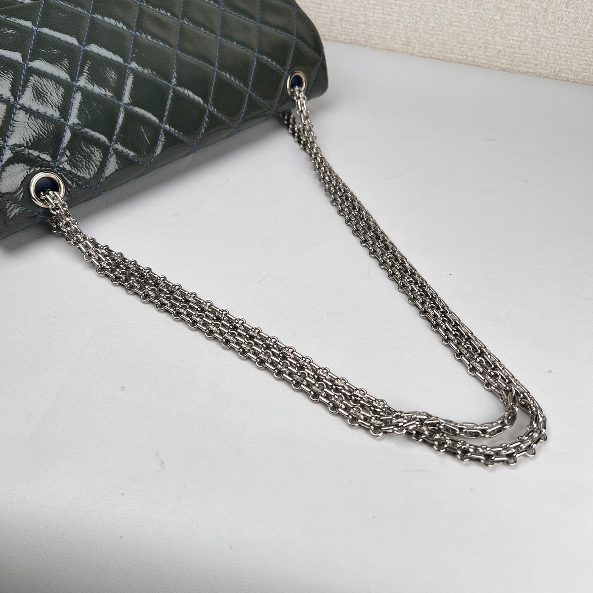 Chanel Green Shoulder Bags A-17166