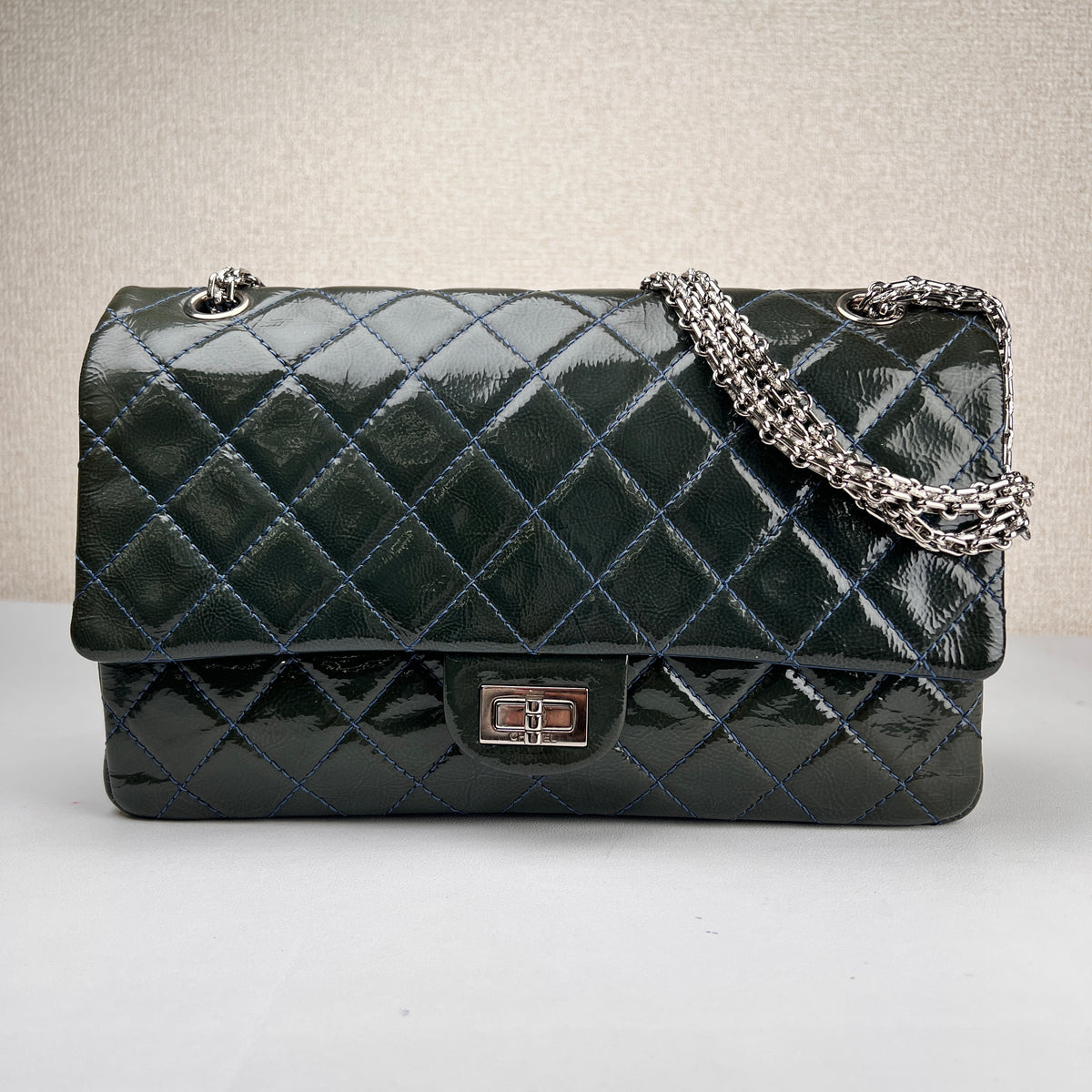 Chanel Green Shoulder Bags A-17166