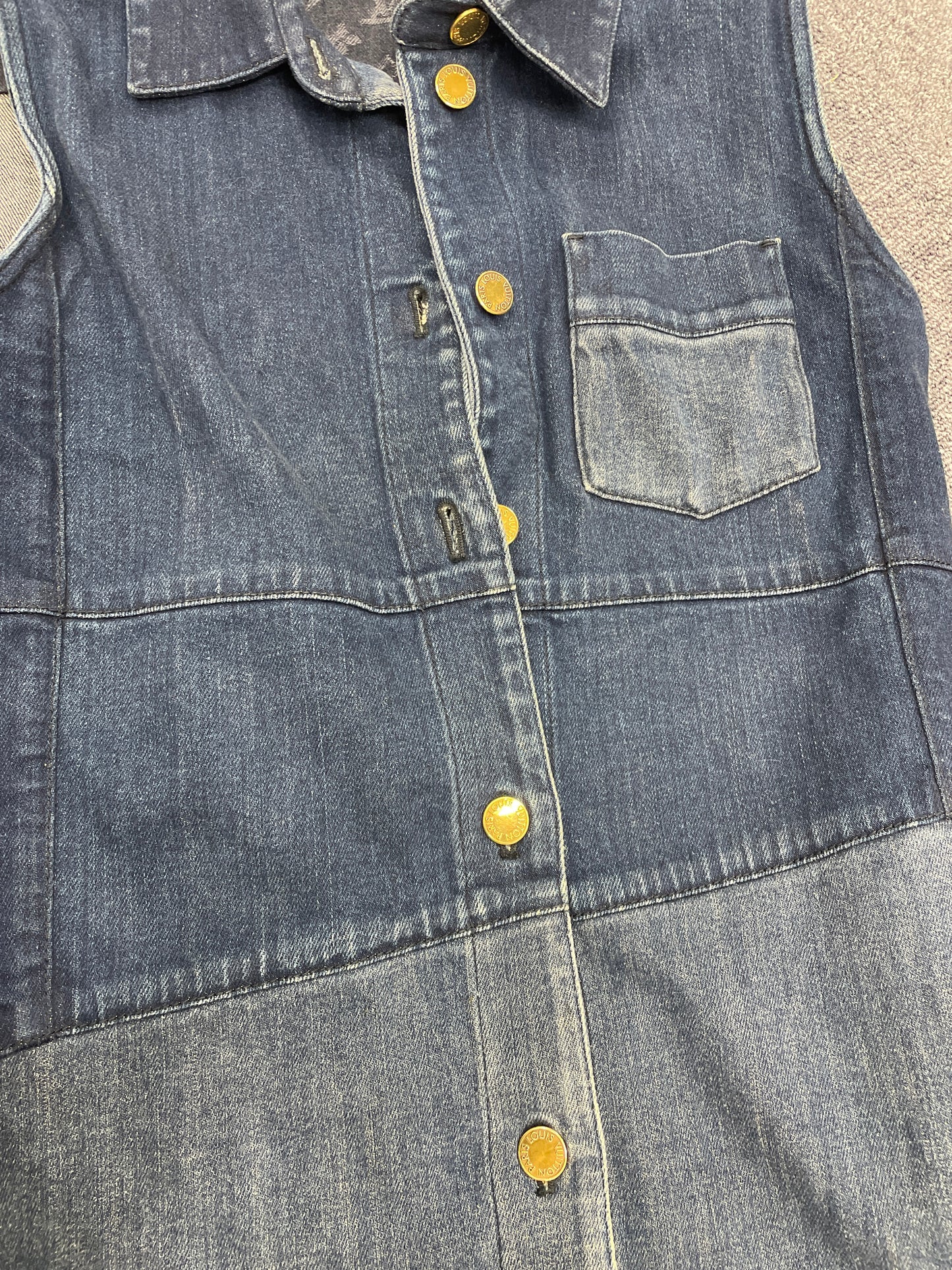Louis Vuitton Blue Apparel A-17177