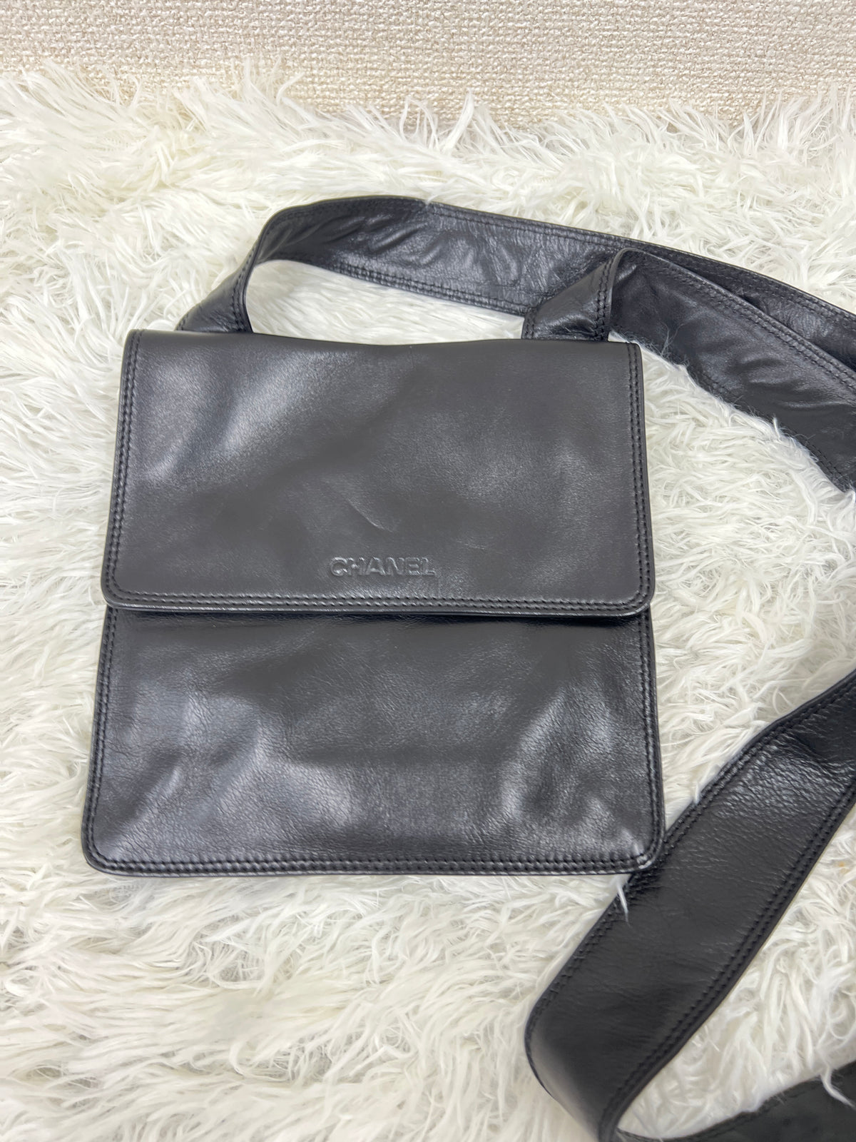 Chanel Black Shoulder Bags A-17208