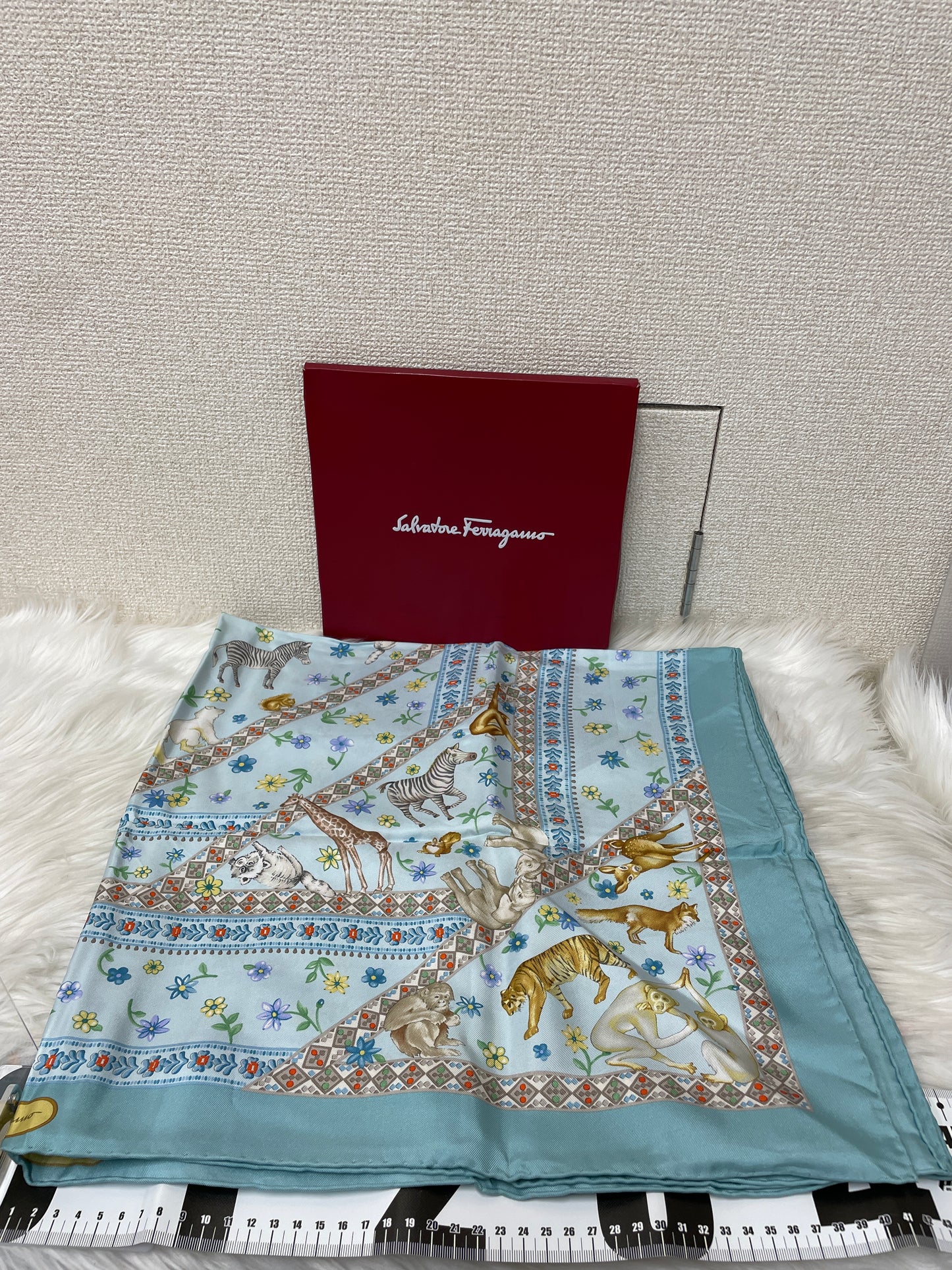Ferragamo Scarves A-17215