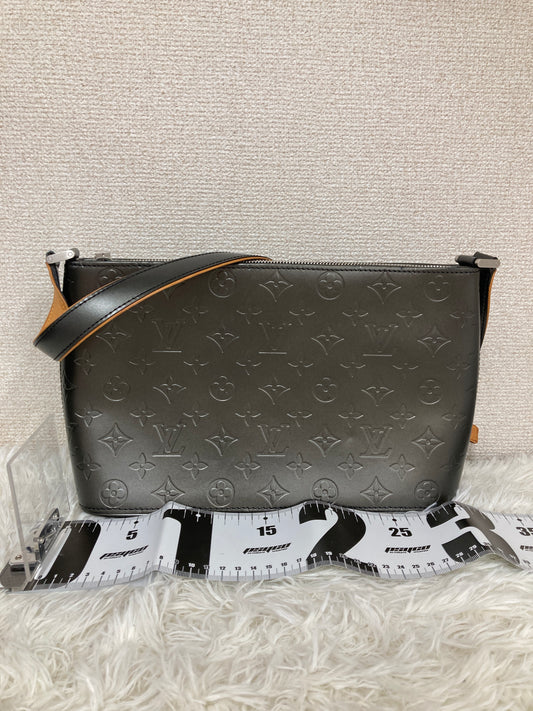 Louis Vuitton Multicolor Handle Bags A-17220