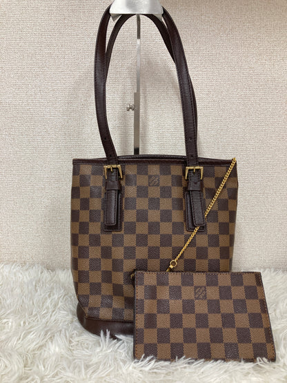 Louis Vuitton Brown Pouches A-17221