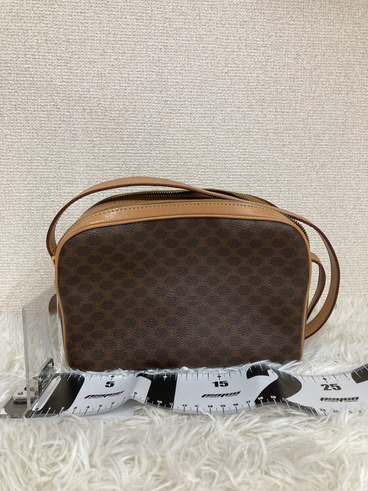 Celine Brown Shoulder Bags A-17222