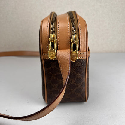 Celine Brown Shoulder Bags A-17222
