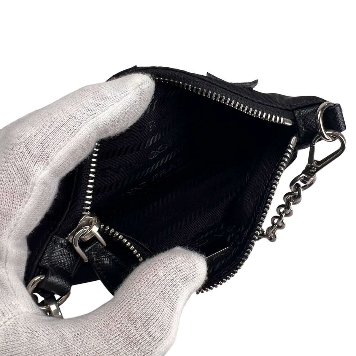 Prada Black Shoulder Bags A-17227
