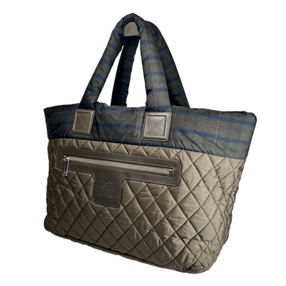 Chanel Green Tote Bags A-17238