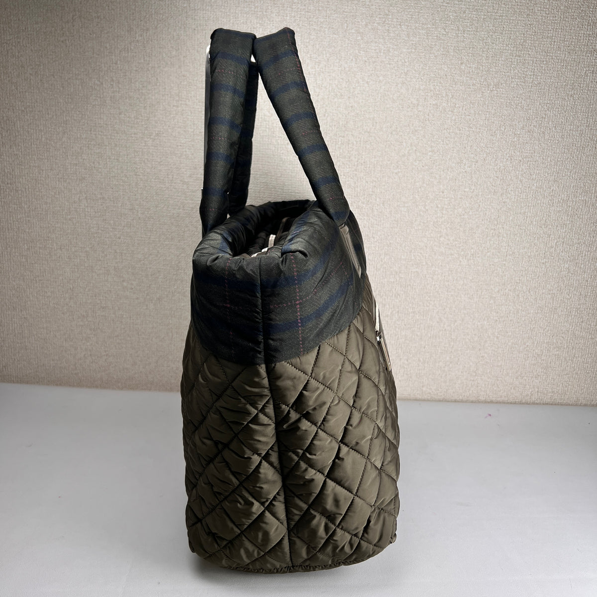 Chanel Green Tote Bags A-17238