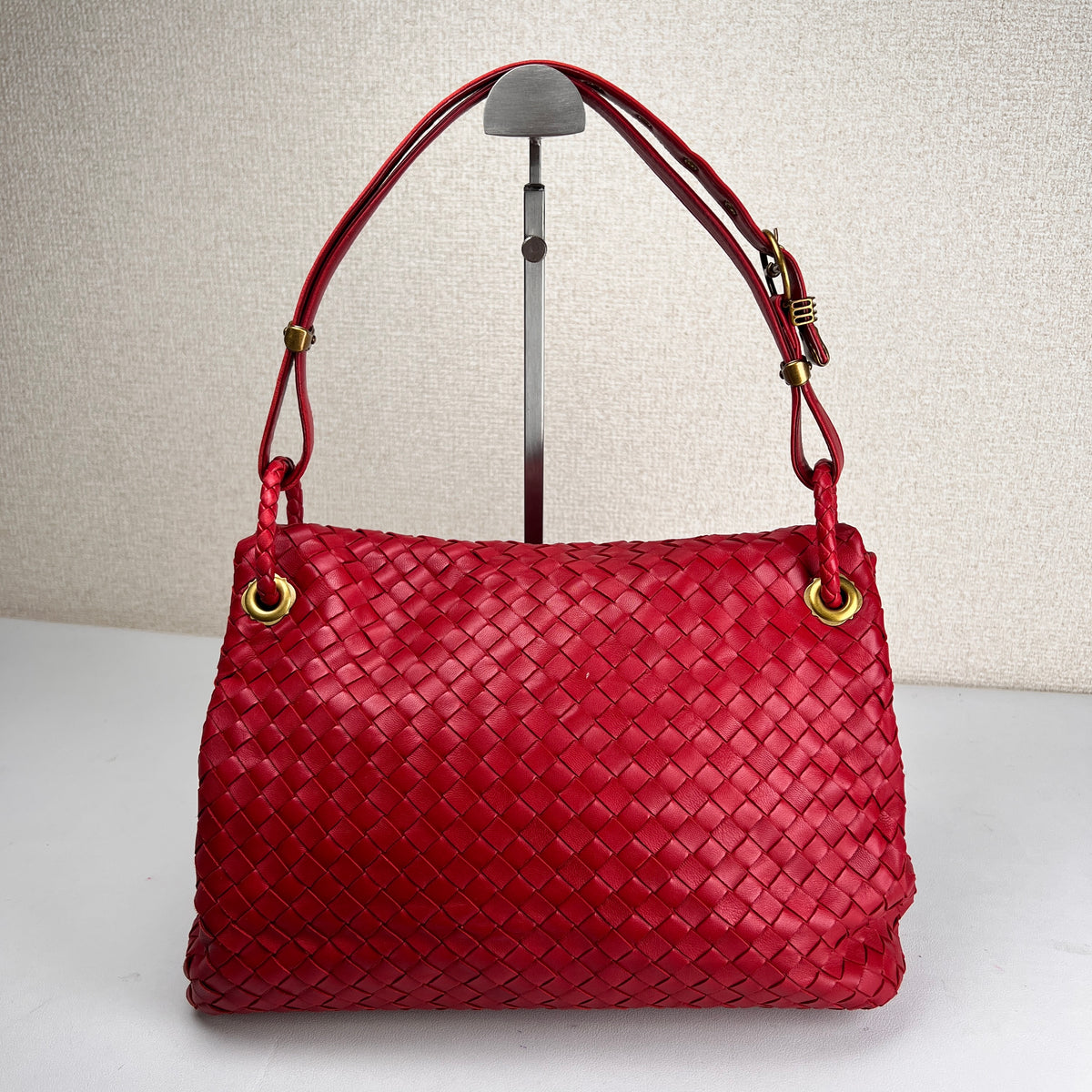 Bottega Veneta Red Shoulder Bags A-17240