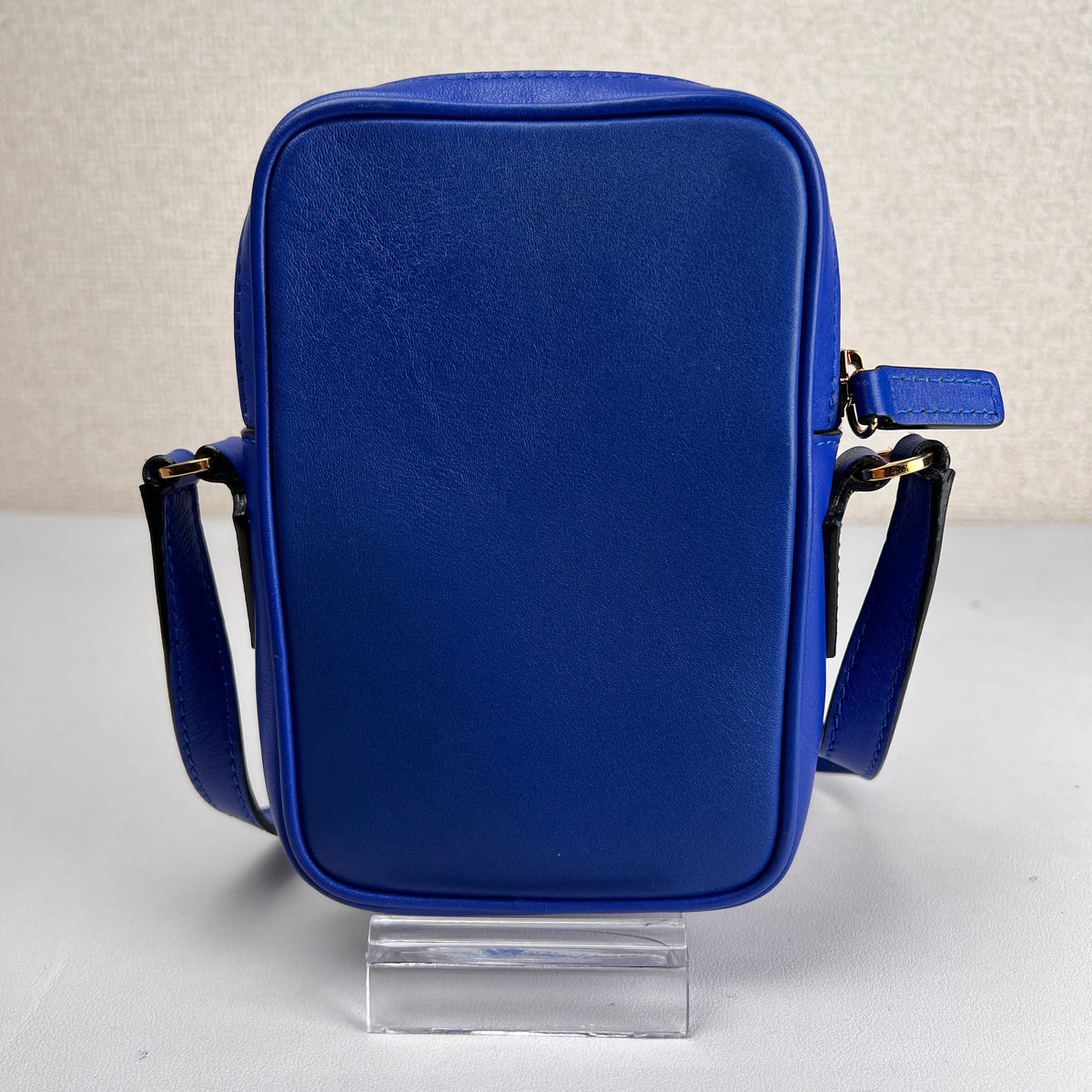 Versace Navy Shoulder Bags A-17244