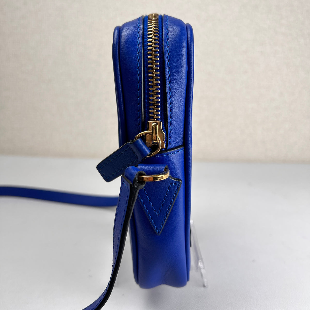 Versace Navy Shoulder Bags A-17244