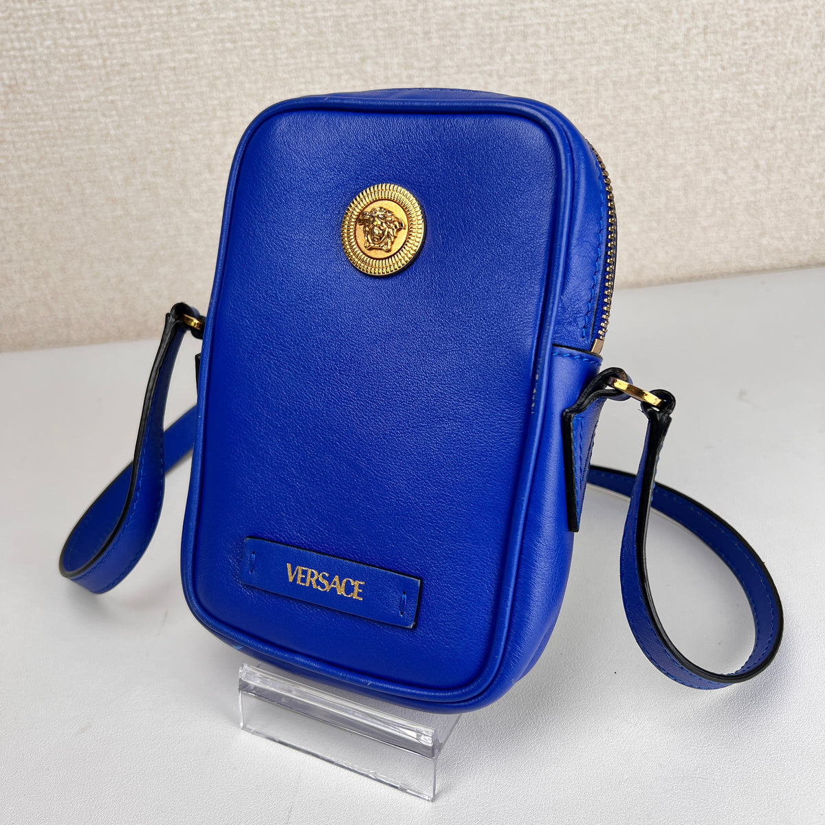 Versace Navy Shoulder Bags A-17244
