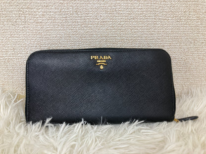 Prada Black Wallets A-17265